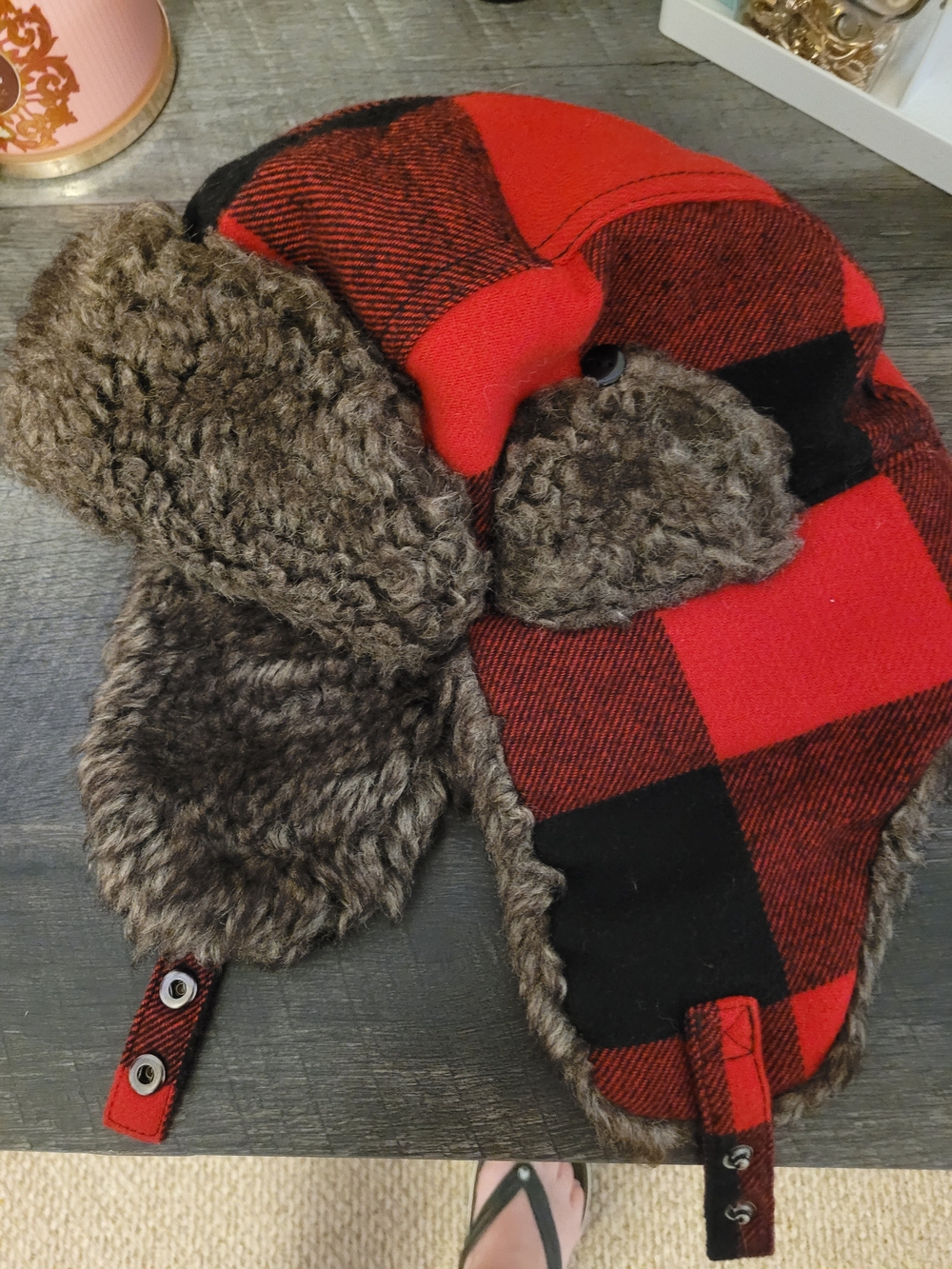 Swiss Tech Brown Faux Fur Quilted Lined Hat with Black Interior